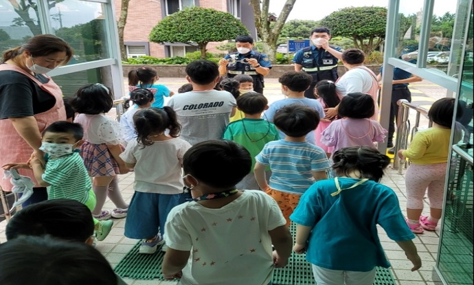 서귀포서, 어린이집 방문 체험형 경찰 홍보 활동