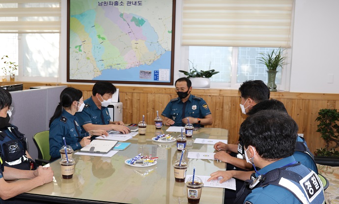 서귀포서, 지역경찰관서(효돈·남원) 치안현장 방문 격려