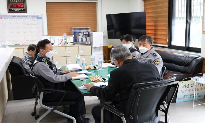 서귀포서, 지역경찰관서(효돈) 치안현장 방문 격려