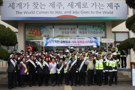 서귀포경찰서,교통사망사고 맥 차단을 위한 찾아가는 릴레이 교통안전 캠페인 실시